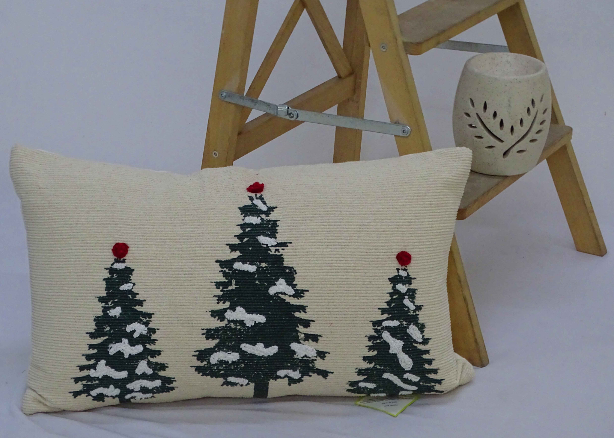 14" X 24" Red And Green Zippered Cotton Blend Christmas Tree Throw Pillow - Image 6