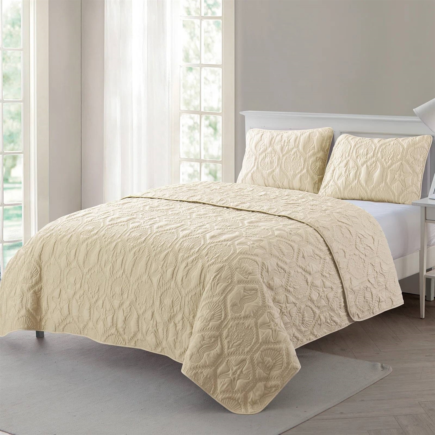 King size Coastal Beach Starfish Seashells Sea Horse Sand Tan 3-Piece Quilt Set - Image 3