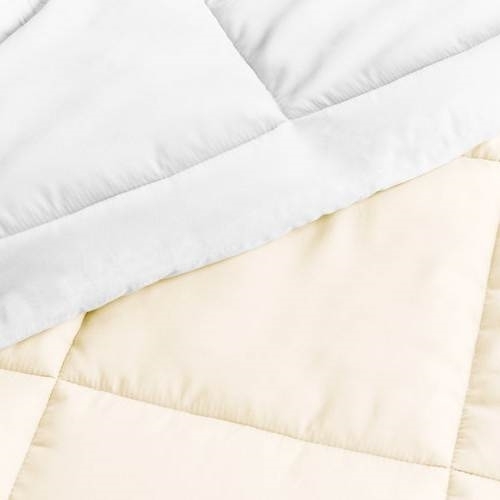 Full/Queen size 3-Piece Microfiber Reversible Comforter Set in White and Cream - Image 3